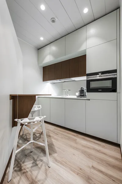 Agence immobilière, Strassen, LU — vue 4
